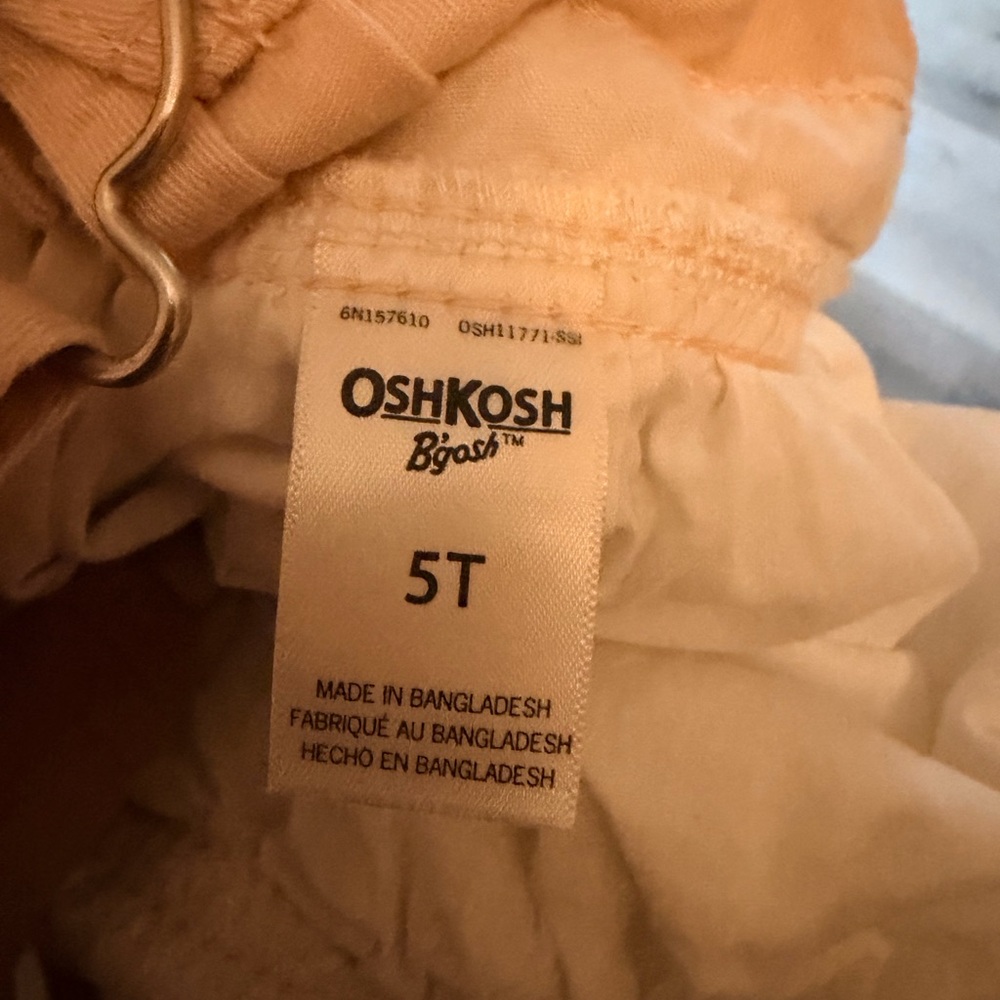OshKosh B'gosh Light Peach Soft Fabric Patch Top - Picture 4 of 4